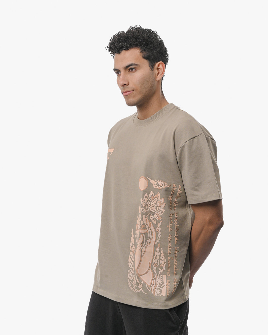 Navras - Tee